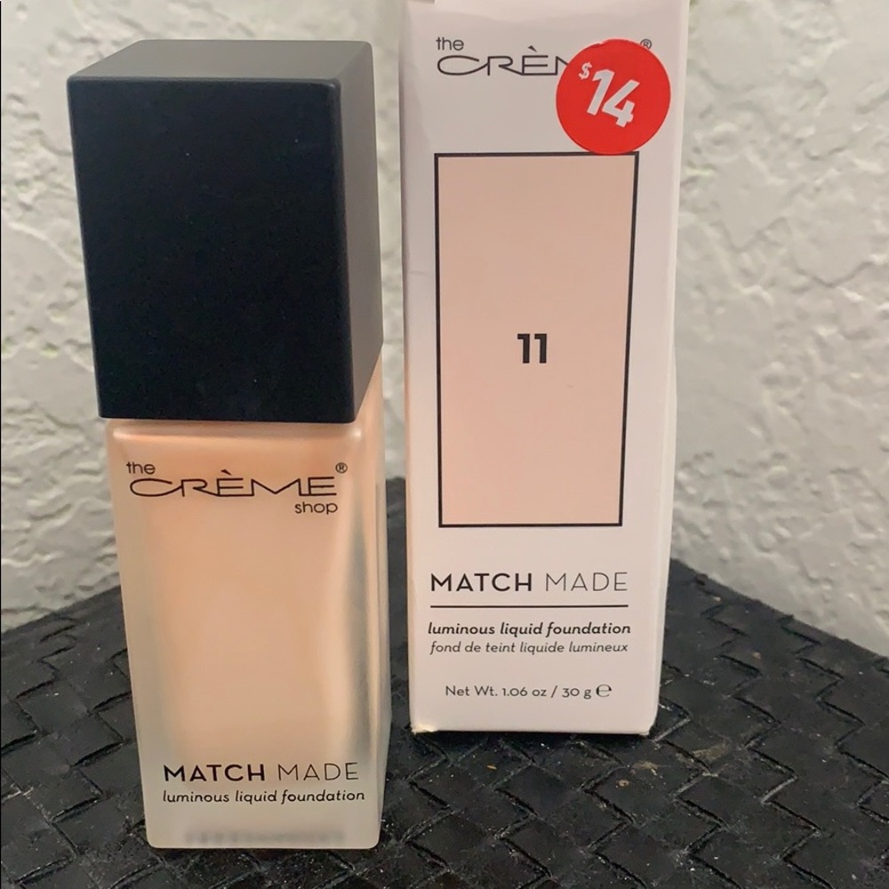 the CRÈME- luminous liquid foundation